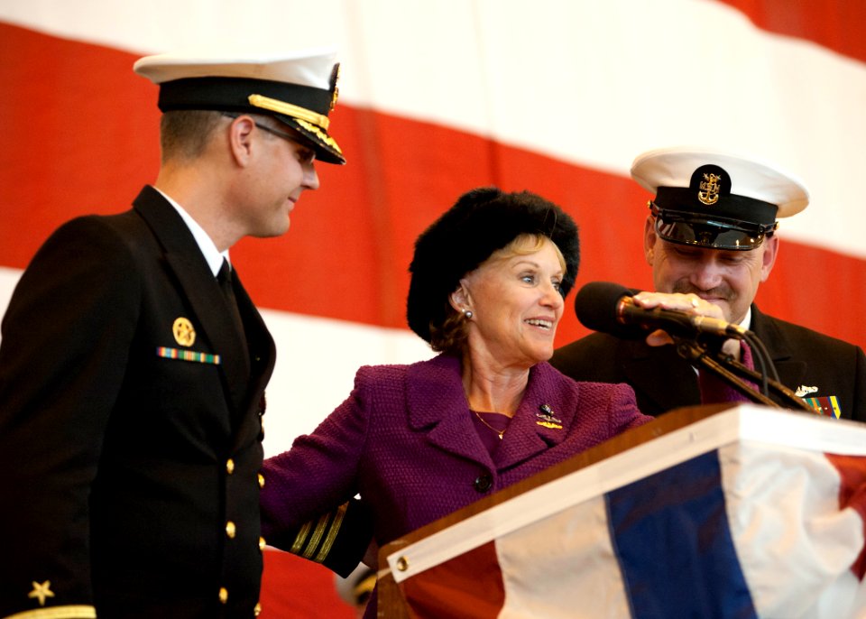 US Navy 111029-N-NY820-147 Dignitaries prepare to bring the ship to life during the commissioning ceremony for the Virginia-class attack submarine