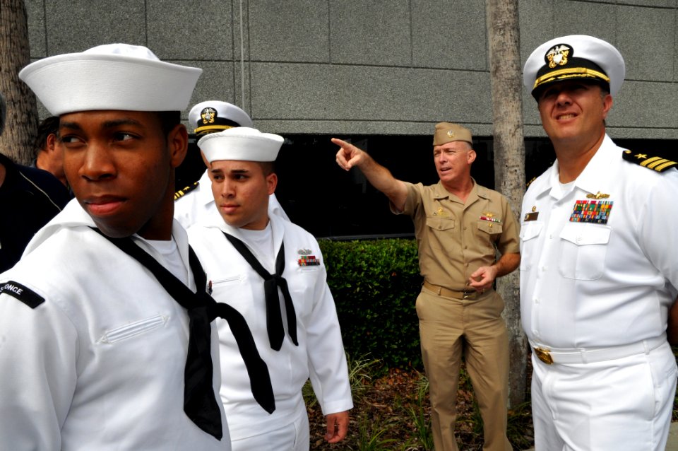 US Navy 111103-N-YX169-017 Capt. Bill Reuter, commanding officer of the Naval Air Warfare Center Testing Systems Division (NAWCTSD)