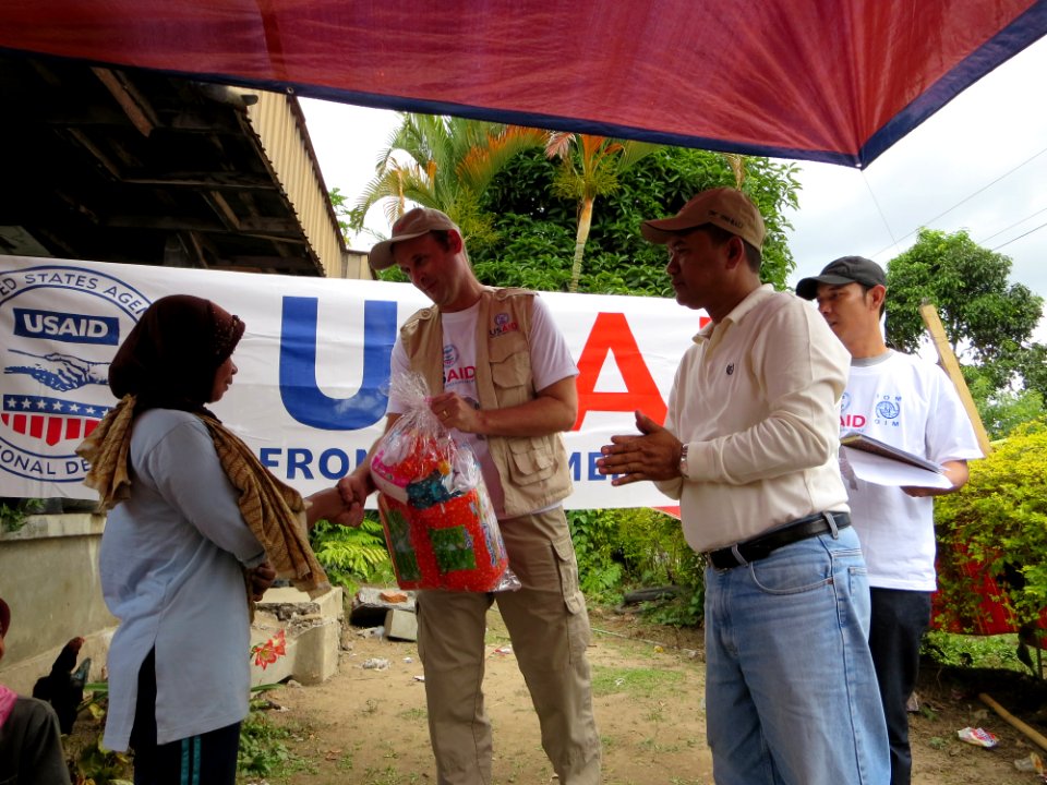 USAID Delivers Hygiene Kits (9264118765)