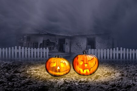 Pumpkin light faces