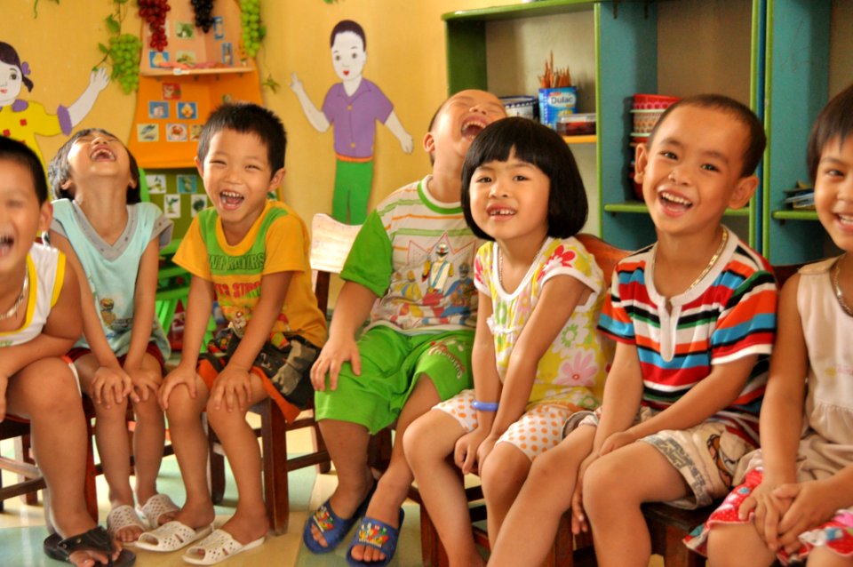 USAID Delivers Deworming Medication to Kindergartners in Nam Dinh Province (8921058016)