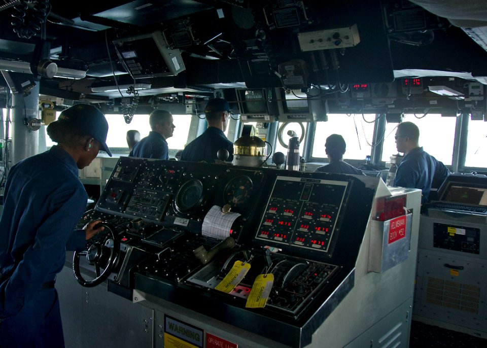US Navy 111112-N-RI884-010 Members of the bridge watch team aboard the guided-missile destroyer USS O'Kane (DDG 77) conduct training as part of the