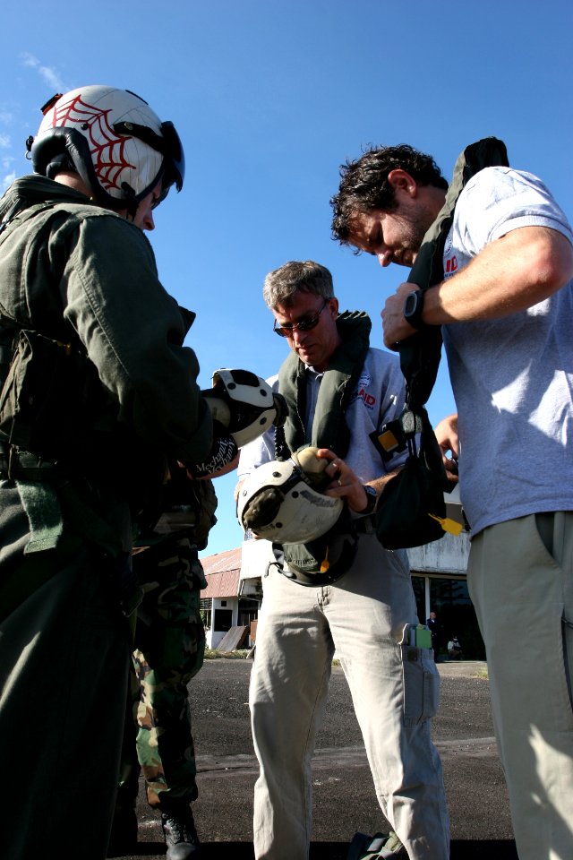 USAID DART - U.S. Military (4007965346)