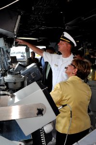 US Navy 111114-N-YX169-114 XO of USS Ponce (LPD 15) welcomes Puerto Rico. Mayor Maria Melendez Altieri