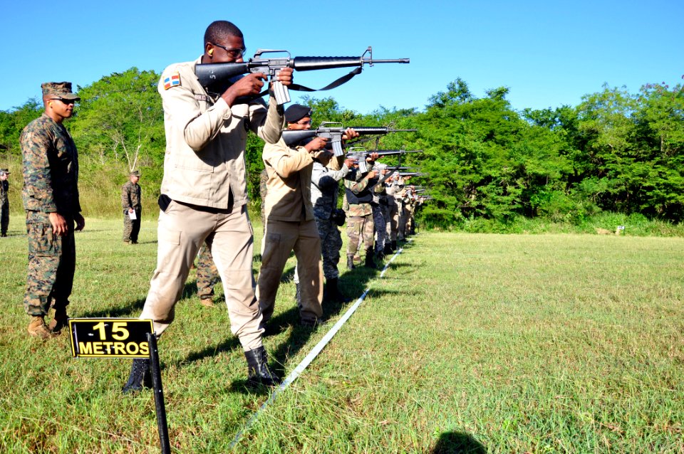 US Navy 111123-A-TF780-091 Marines assigned to the Marine Corps Detachment embarked aboard High Speed Vessel (HSV 2) Swift observe Dominican Repub