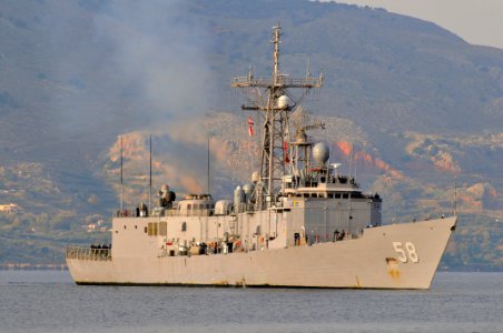 US Navy 111123-N-MO201-046 The guided-missile frigate USS Samuel B. Roberts (FFG 58) arrives for a routine port visit to Crete photo
