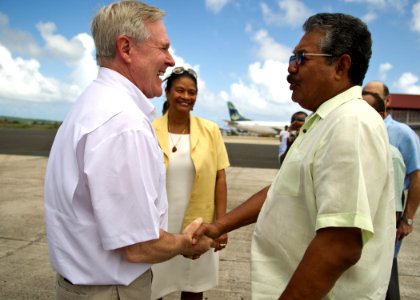 US Navy 111213-N-AC887-001 The Secretary of the Navy (SECNAV), the Honorable Ray Mabus greets President of Palau Johnson Toribiong and Helen Reed-R