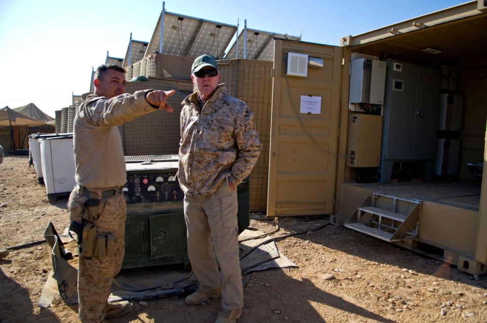 US Navy 111218-N-AC887-200 SECNAV Mabus held an all-hands call to thank service members