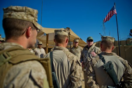 US Navy 111218-N-AC887-293 SECNAV Mabus visited a Patrol Base