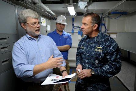 US Navy 120202-N-PO203-018 The Office of Naval Research works on Noise-Lnduced Hearing Loss program