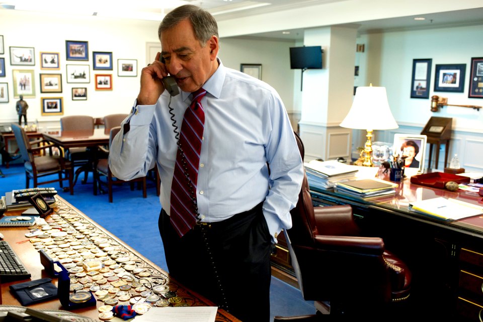 US Navy 120106-D-BW835-001 Defense Secretary Leon E. Panetta speaks to Navy Rear Adm. Craig S. Faller, commander of Strike Group 3