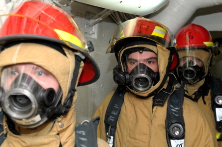 US Navy 120109-N-GZ832-071 Sailors participate in a firefighting drill