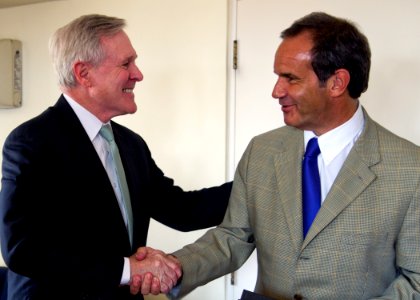 US Navy 120110-N-AC887-006 Secretary of the Navy (SECNAV) the Honorable Ray Mabus meets with Chilean Minister of Defense Andrés Allamand Zavala
