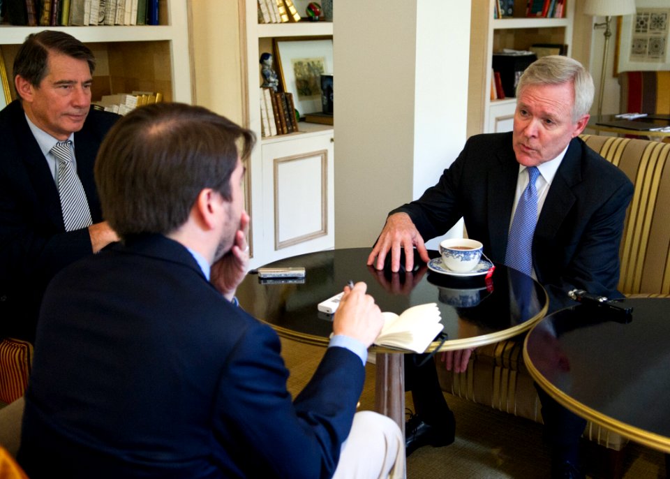 US Navy 120113-N-AC887-002 Secretary of the Navy (SECNAV), the Honorable Ray Mabus, answers questions from a reporter from the Chilean newspaper, E