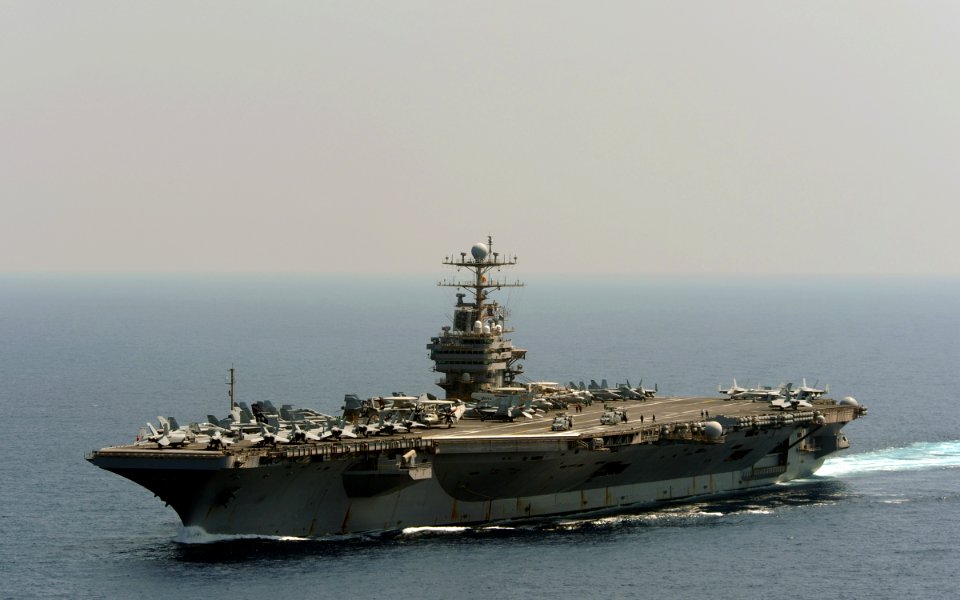 US Navy 120118-N-QH883-001 The Nimitz-class aircraft carrier USS Abraham Lincoln (CVN 72) transits the Indian Ocean
