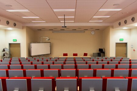 Audience lectures school