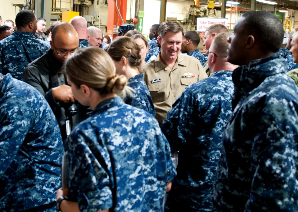 US Navy 120117-N-NR955-047 Vice Chief of Naval Operations Adm. Mark Ferguson meets with Sailors to discuss career opportunities and transitioning f