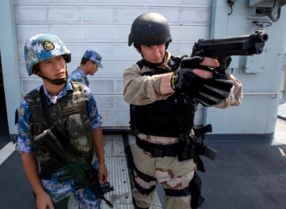 US, China conduct counter piracy exercise 130824-N-PW661-008