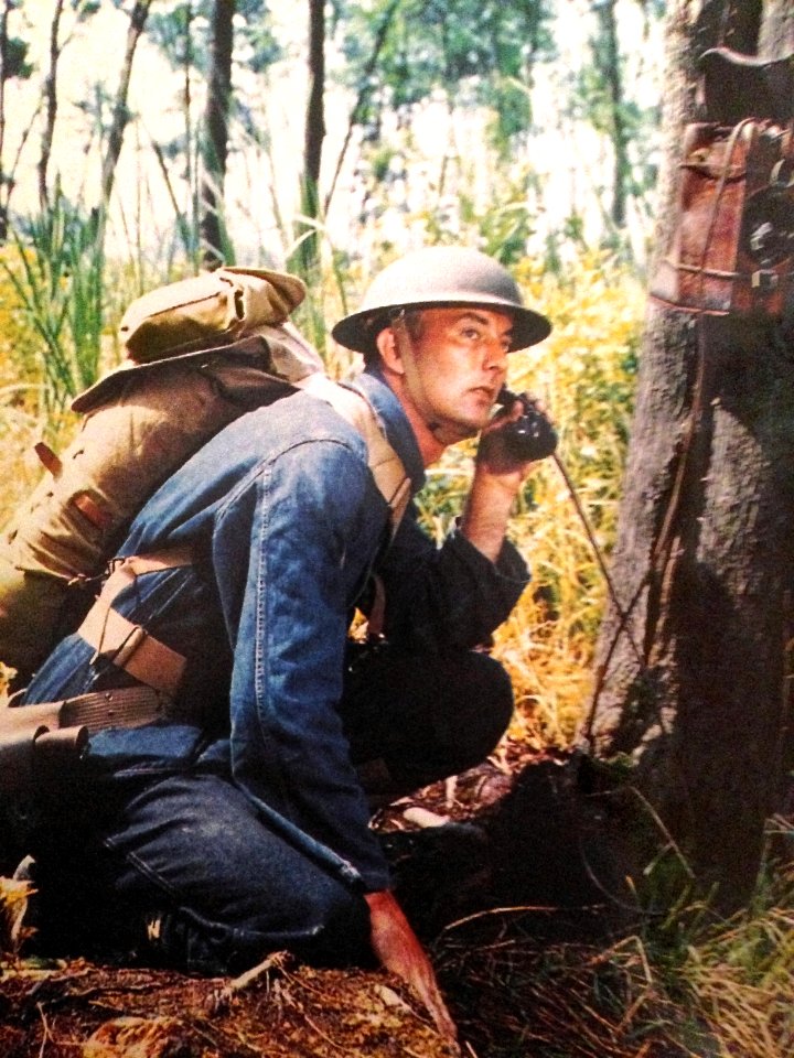US Soldier wearsing the M-1928 infantry haversack.