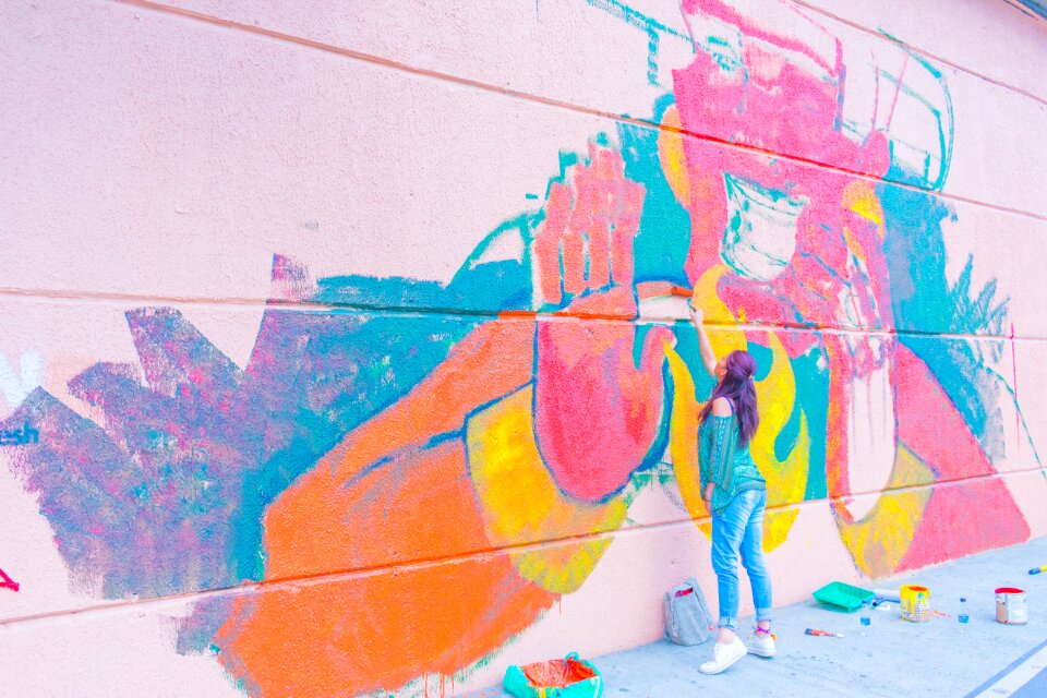 Colombia painting street art