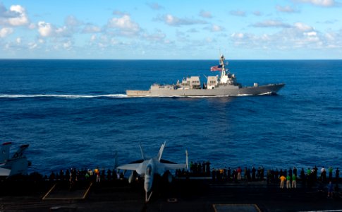 US Navy 120212-N-OY799-241 USS Kidd is underway with USS John C. Stennis
