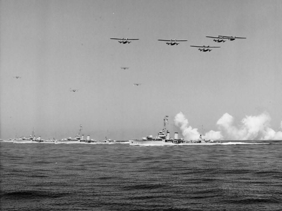 US Navy Destroyer Squadron 20 with patrol planes off San Diego in 1936