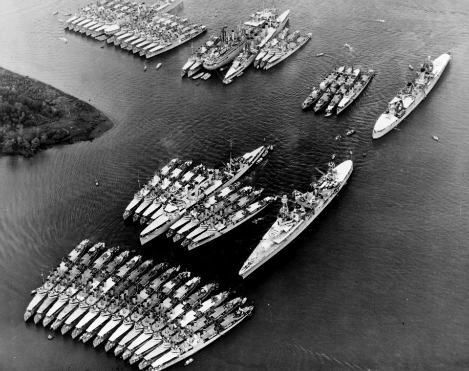 US Navy cruisers and destroyers at Balboa, Panama on 23 April 1934