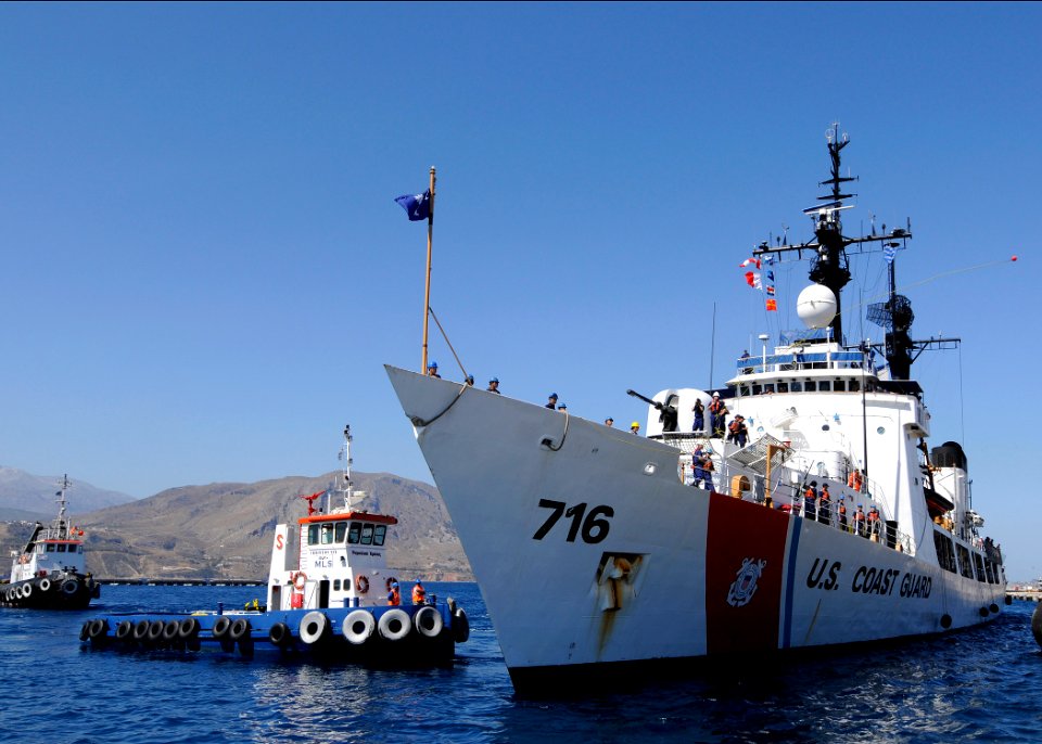 USCGC Dallas arrives in Souda Bay