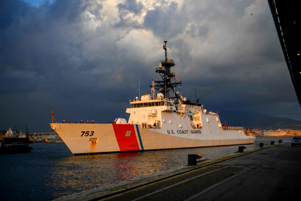 USCGC Hamilton (WMSL-753) (51128957048)