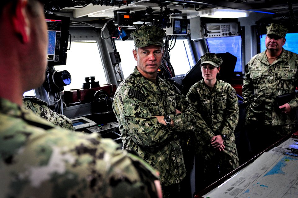 USN Admiral James Loeblein tours the bridge of the USCGC Maui -COMUSNAVCENT 140129-N-IZ292-314