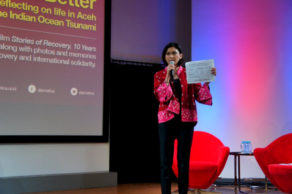USAID launches the BuildBackBetter, an exhibition reflecting on life in Aceh 10 years after the 2004 Indian Ocean earthquake and tsunami disaster; USAID Indonesia; March 2010 (3)