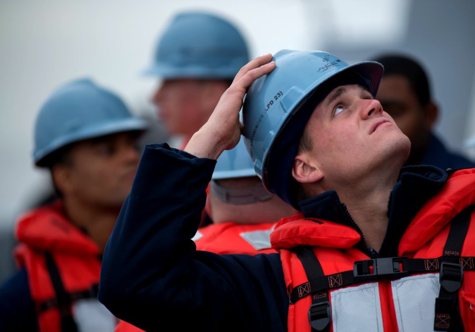 USS Anchorage commissioning 130423-N-DR144-018