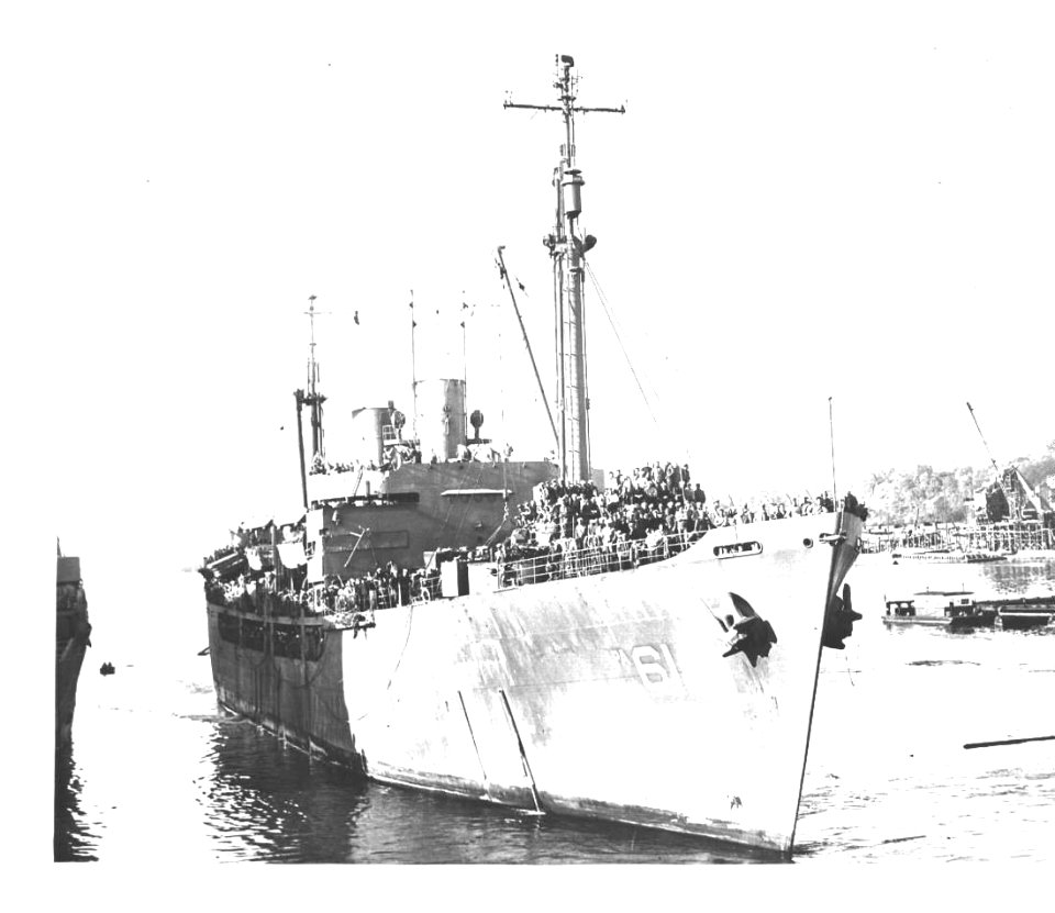 USS Barrow (APA-61) arriving at Portland, Oregon (USA), circa in October 1945