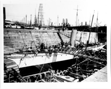USS Aileen - 19-N-17-5-2