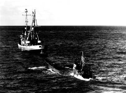 USS Abnaki (ATF-96) tows the captured German submarine U-505 in the Atlantic Ocean on 4 June 1944 (80-G-324351)