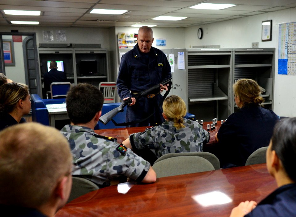 USS Blue Ridge operations 140802-N-KL617-053