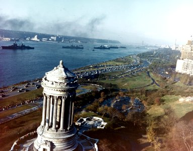 USS Augusta (CA-31), USS Boise (CL-47), USS Columbus (CA-74) and USS Monterey (CVL-26) anchored in the Hudson River, 27 October 1945 (80-G-K-16473)