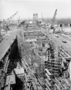 USS Blue Ridge (LCC-19) under construction at the Philadelphia Naval Shipyard, in April 1968 (6929438) photo