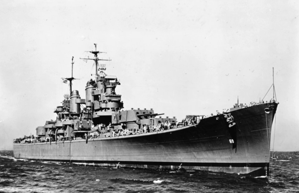 USS Boston (CA-69) underway off Boston on 30 June 1943 (NH 98279)