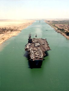 USS Dwight D. Eisenhower (CVN-69) transiting the Suez Canal in August 1990