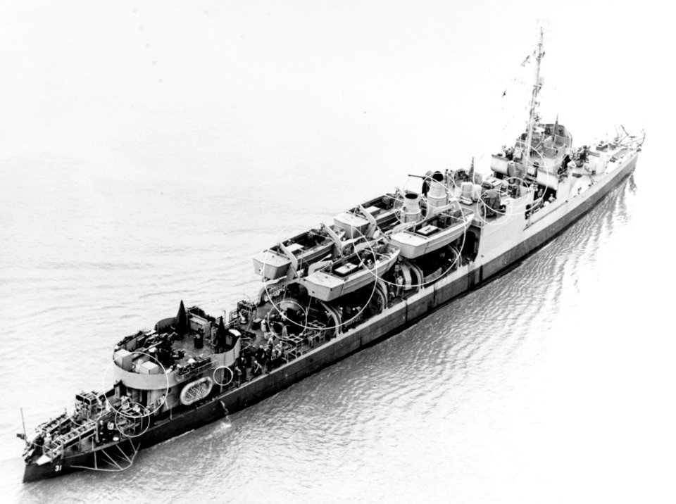 USS Clemson (APD-31) underway on 21 April 1944