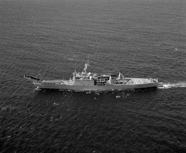 USS Cayuga (LST-1186) port view photo