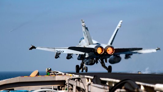 USS Dwight D. Eisenhower conducts flight operations. (30370165446)