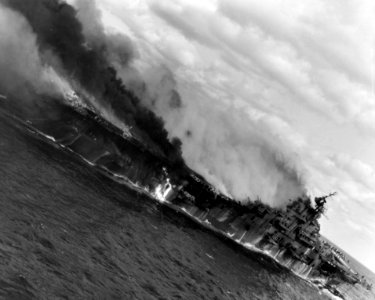 USS Franklin (CV-13) burning off Japan aft view 1945