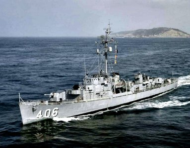 USS Edmonds (DE-406) underway off Point Loma, California (USA), circa in the 1950s