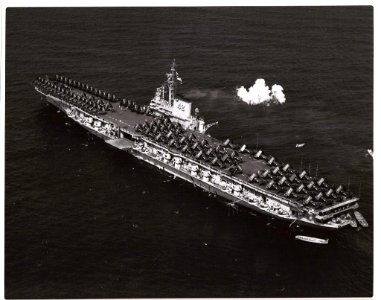USS Franklin D. Roosevelt (CVB-42) at anchor, circa in 1948 (USN 467137)