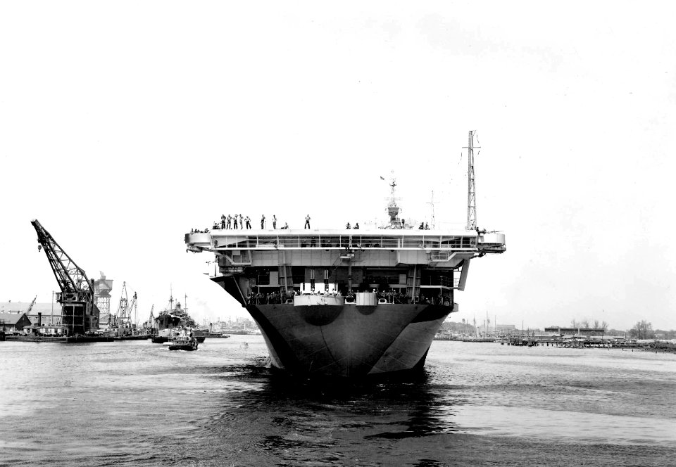 USS Franklin (CV-13) stern view at Norfolk 1944