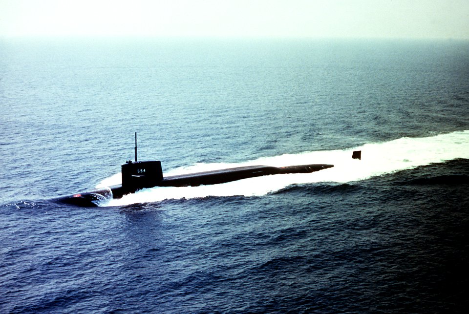 USS George C. Marshall (SSBN-654) underway in the Atlantic Ocean on 1 February 1991