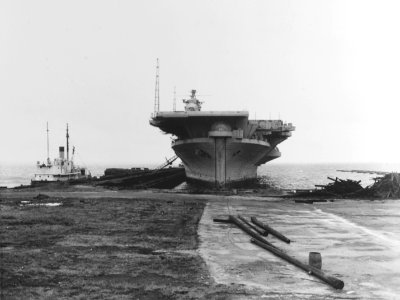USS Franklin (CV-13) in April 1967