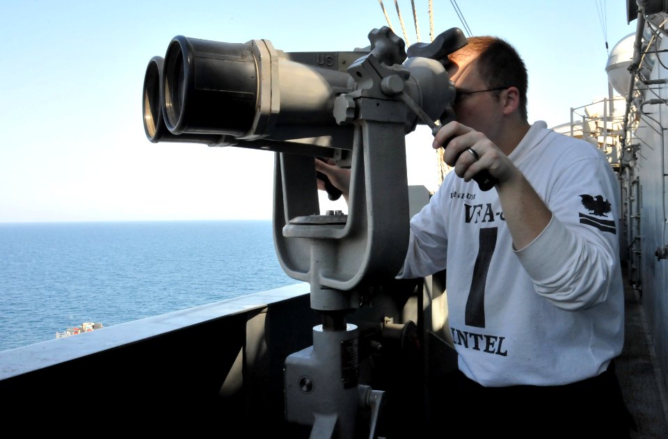 USS George H.W. Bush (CVN 77) 140709-N-CS564-021 (14454195090)